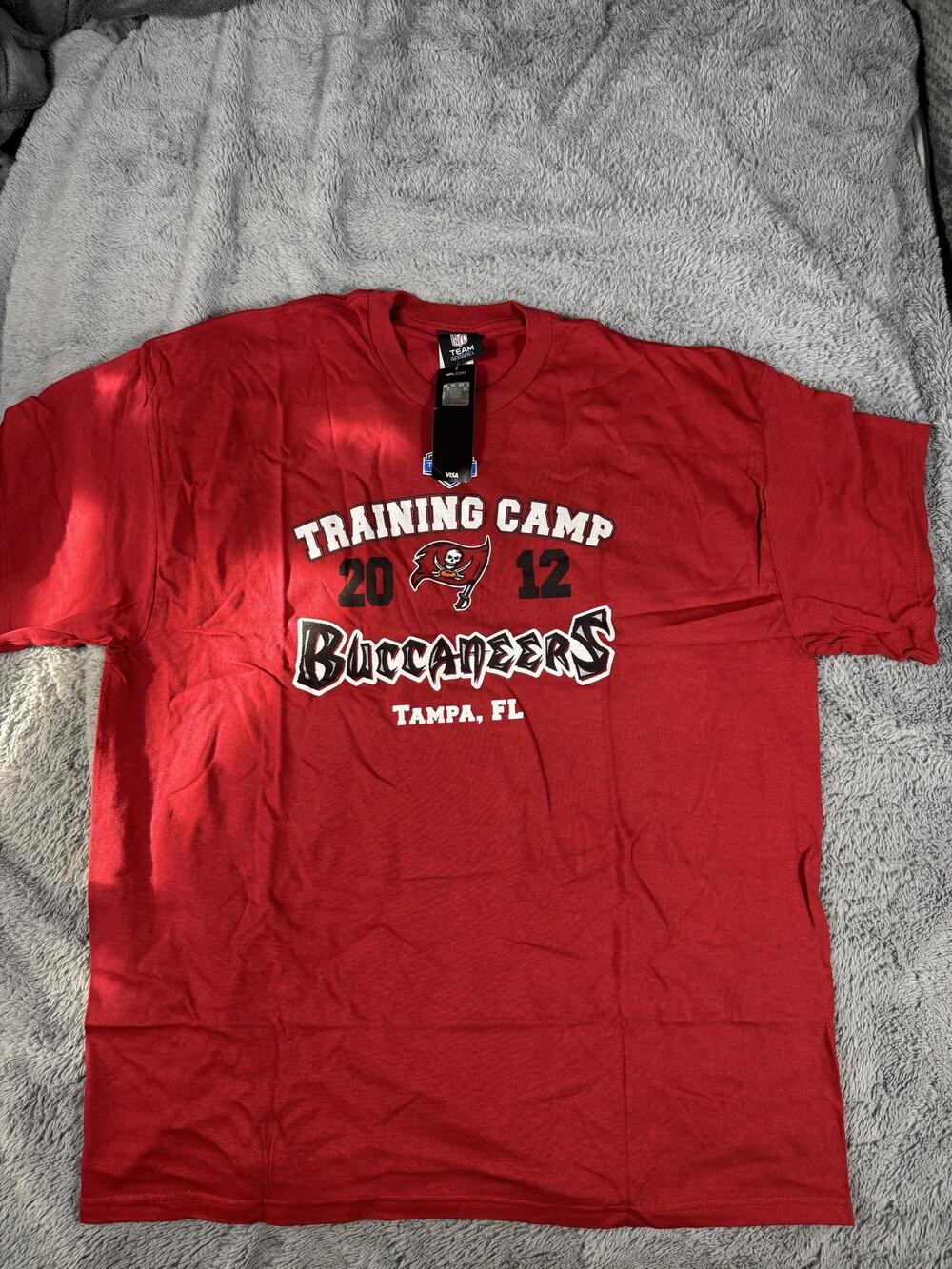 Tampa Bay Buccaneers Shirt Mens 2XL Red NFL Football NFL Team Apparel 2012 Tee
